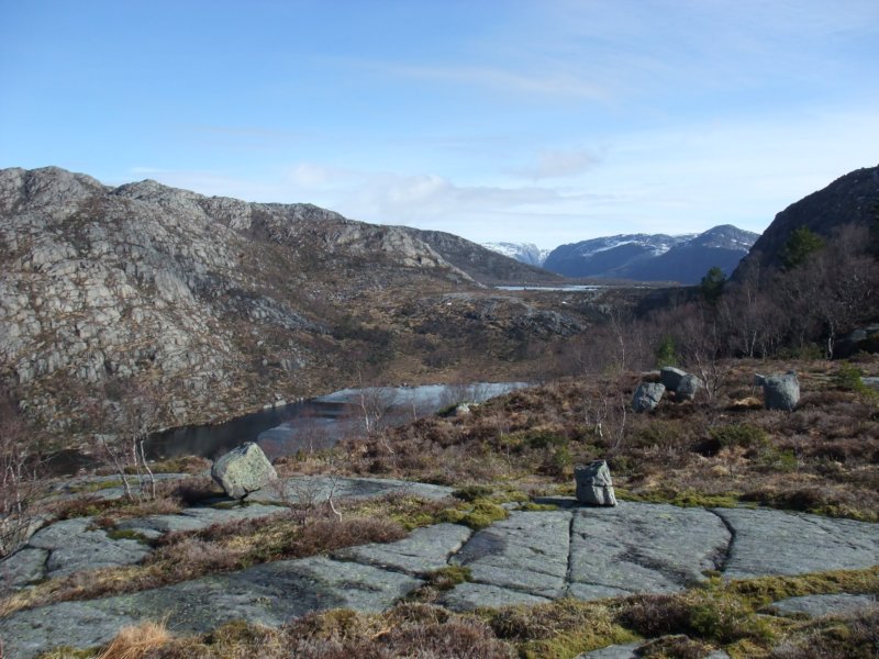 motbyrkjelandsvatnet.jpg