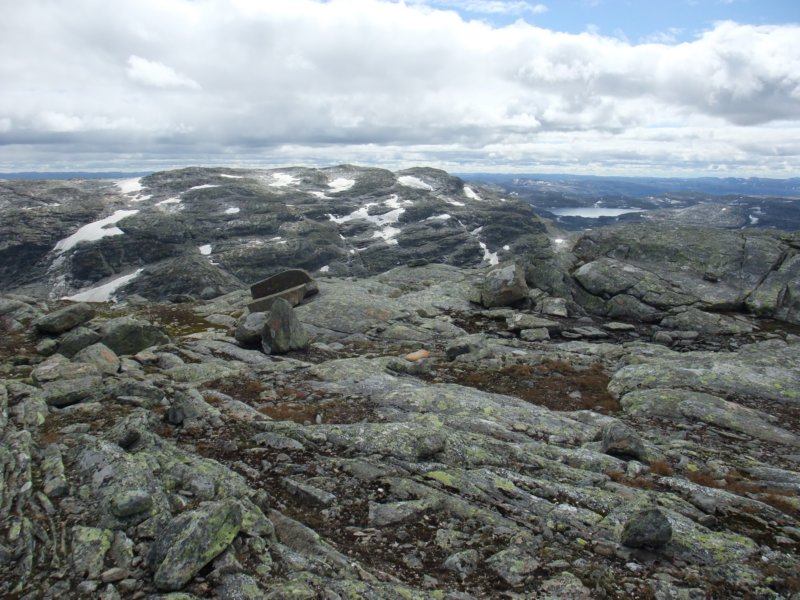 isrliggerstorebror10meterhyerevassdalseggen.jpg