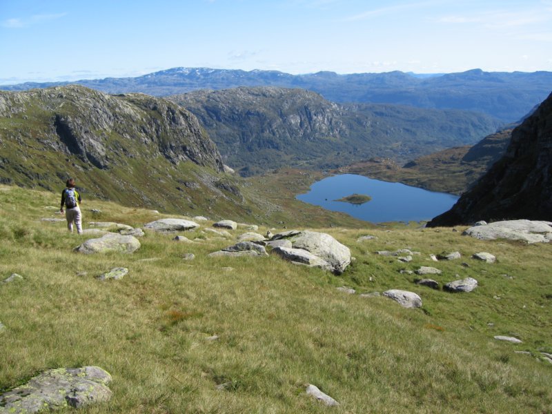 lengernedeseesfossdalsvatnet.jpg