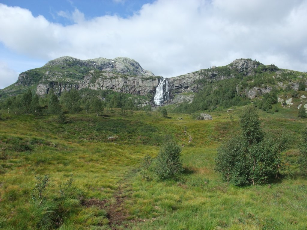 fossdalsfossen.jpg