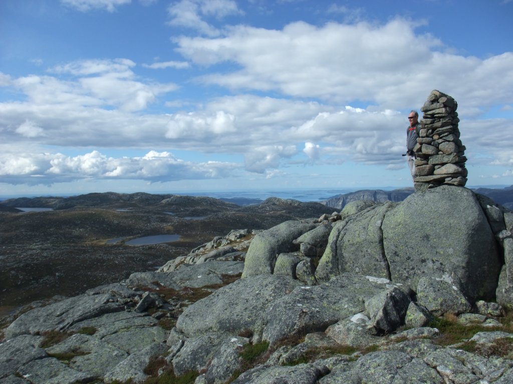 tyllebakknuten858m.jpg