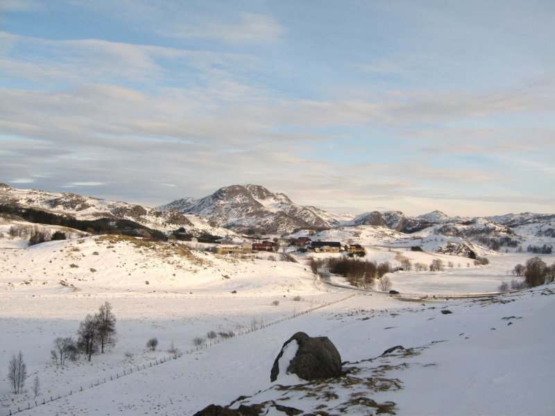 eidlandgrdmedfitjanutenibakgrunnen.jpg